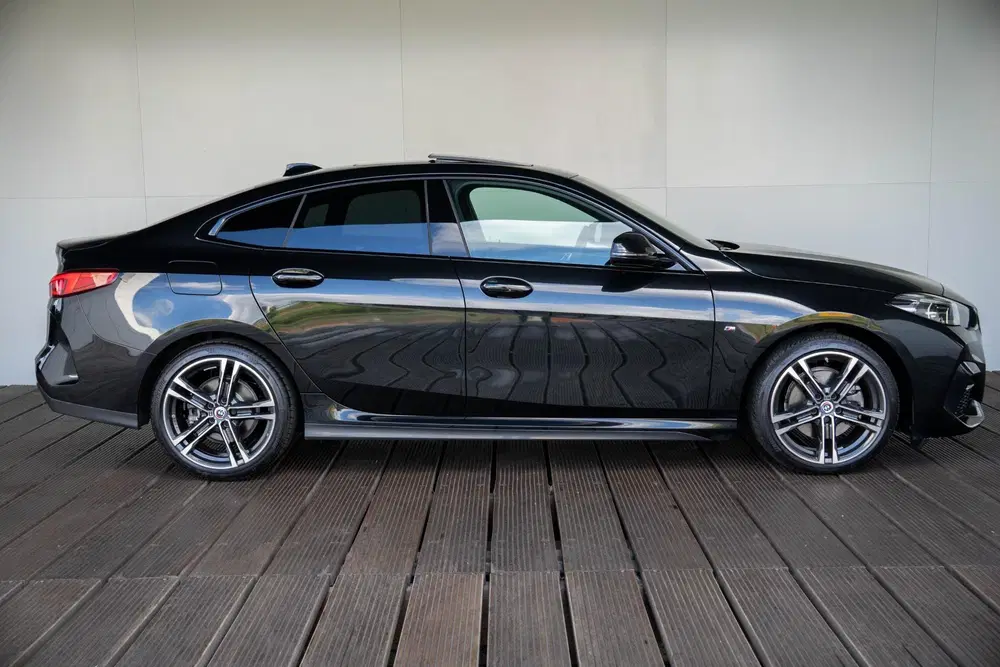 BMW 2-serie Gran Coupé uit 2023, foto 4