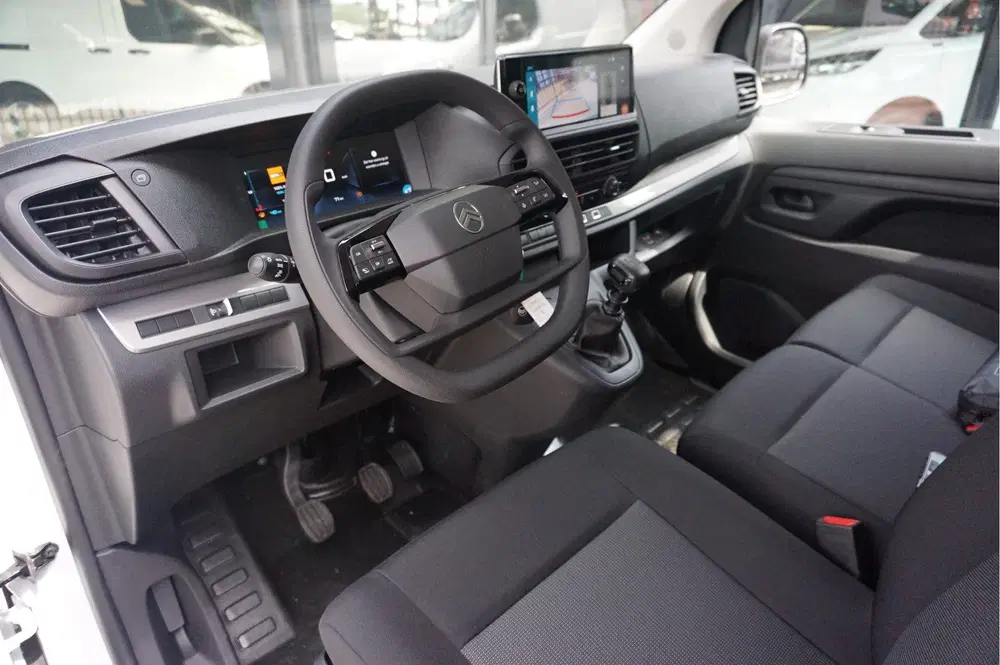 Citroën Jumpy 2.0D 145PK L3H1 Dubbel Cabine BPM VRIJ App uit 2024, foto 8