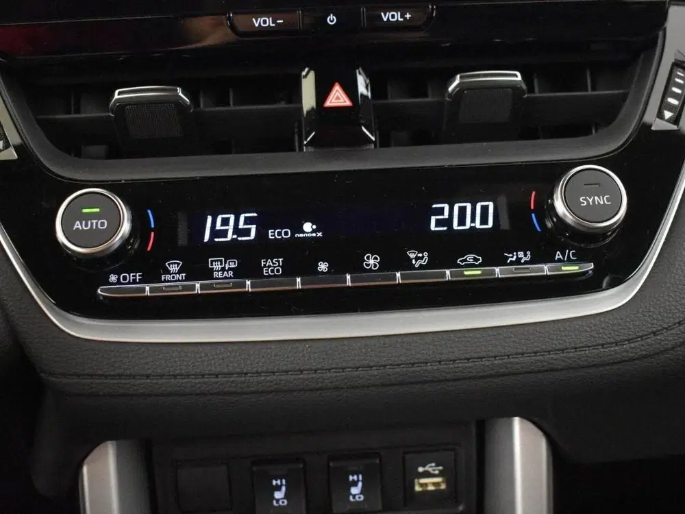 Toyota Corolla Cross Hybrid 200 Style uit 2023, foto 10