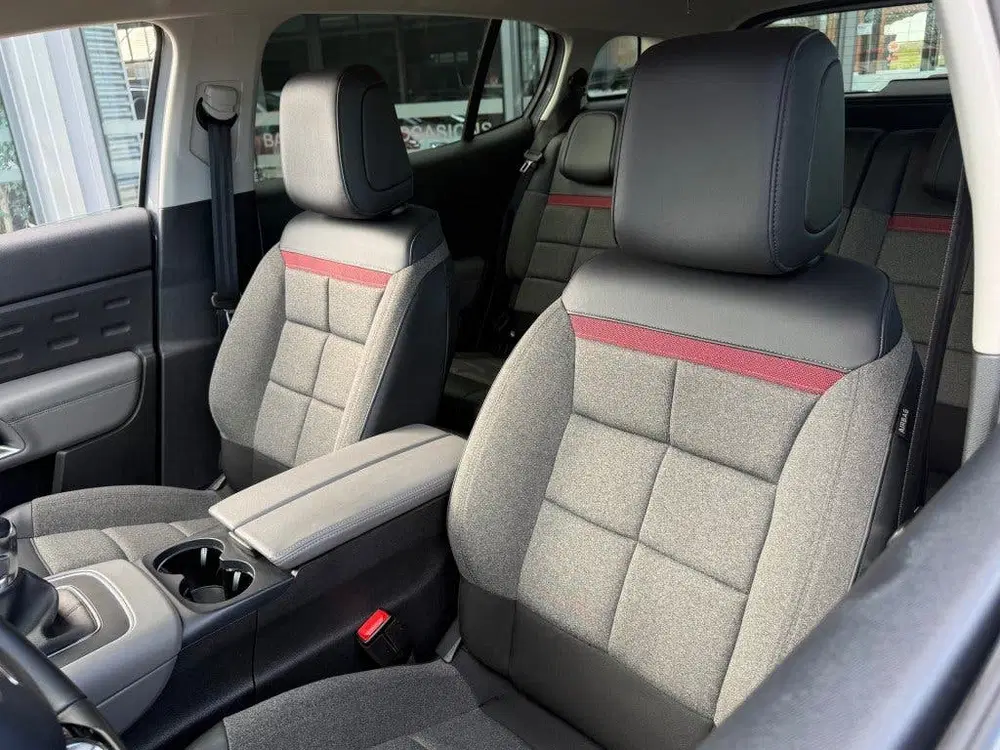 Citroën C5 Aircross Citroen C5 AIRCROSS 1.2 PT 130PK BUSINESS uit 2021, foto 15
