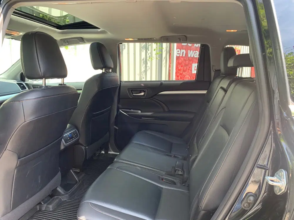 Toyota Highlander 3.5 Hybride XLE AWD uit 2019, foto 15