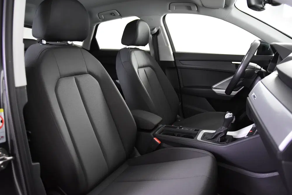 Audi Q3 45 TFSI e S-tronic S-Line (bj 2024) uit 2024, foto 3