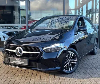 Mercedes-Benz B-Klasse 250E AUTOMAAT LUXURY LINE NAVI PDC-CA uit 2025