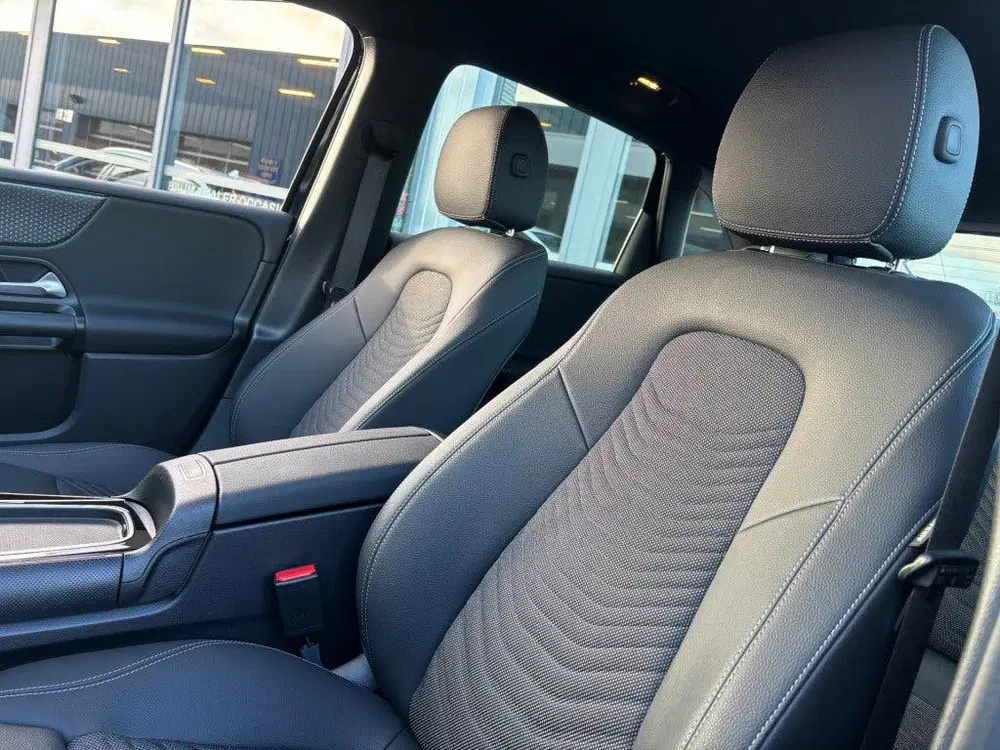 Mercedes-Benz B-Klasse 250E AUTOMAAT LUXURY LINE NAVI PDC-CA uit 2025, foto 14