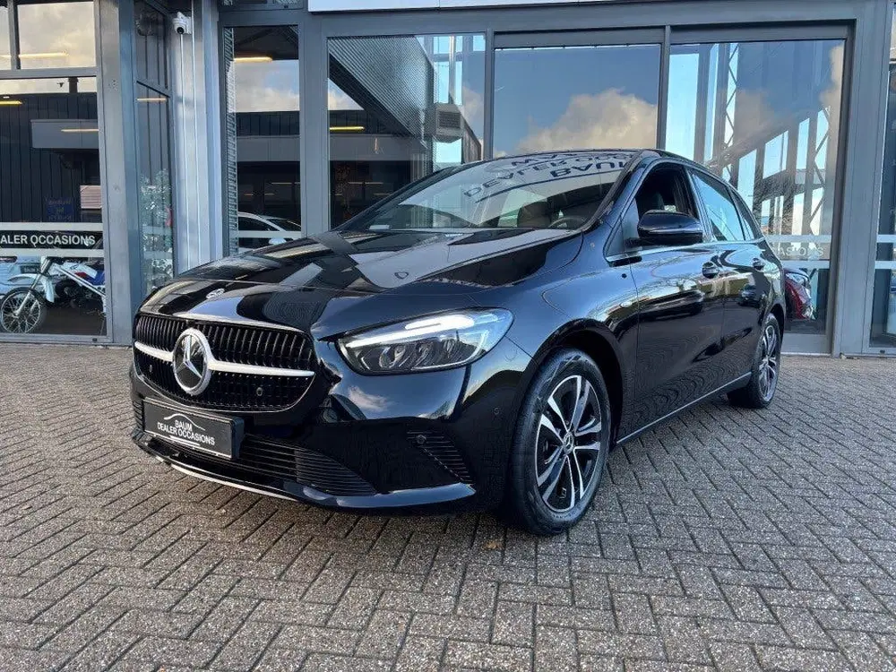Mercedes-Benz B-Klasse 250E AUTOMAAT LUXURY LINE NAVI PDC-CA uit 2025, foto 3