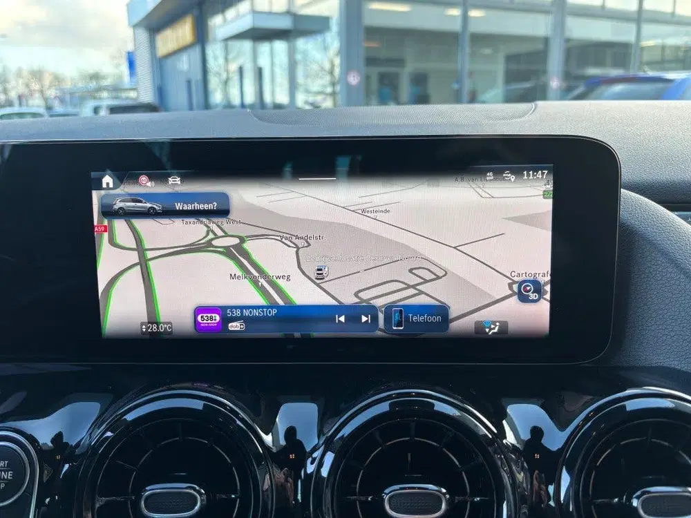 Mercedes-Benz B-Klasse 250E AUTOMAAT LUXURY LINE NAVI PDC-CA uit 2025, foto 4