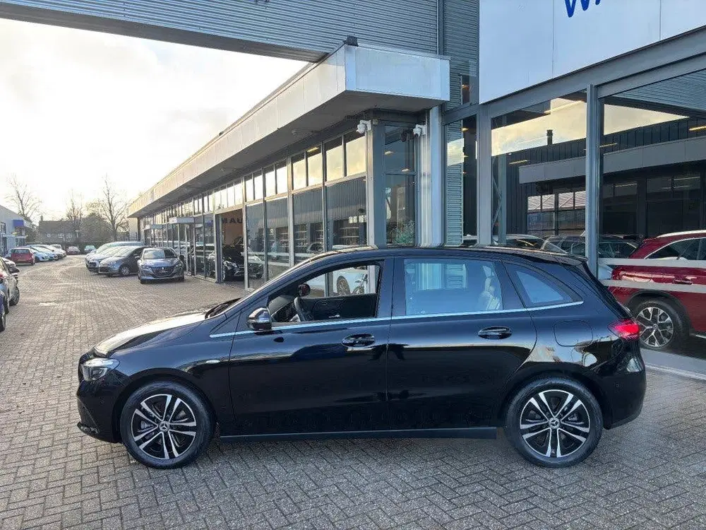 Mercedes-Benz B-Klasse 250E AUTOMAAT LUXURY LINE NAVI PDC-CA uit 2025, foto 5