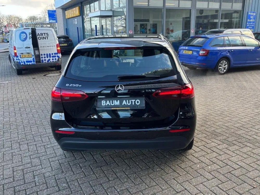Mercedes-Benz B-Klasse 250E AUTOMAAT LUXURY LINE NAVI PDC-CA uit 2025, foto 7