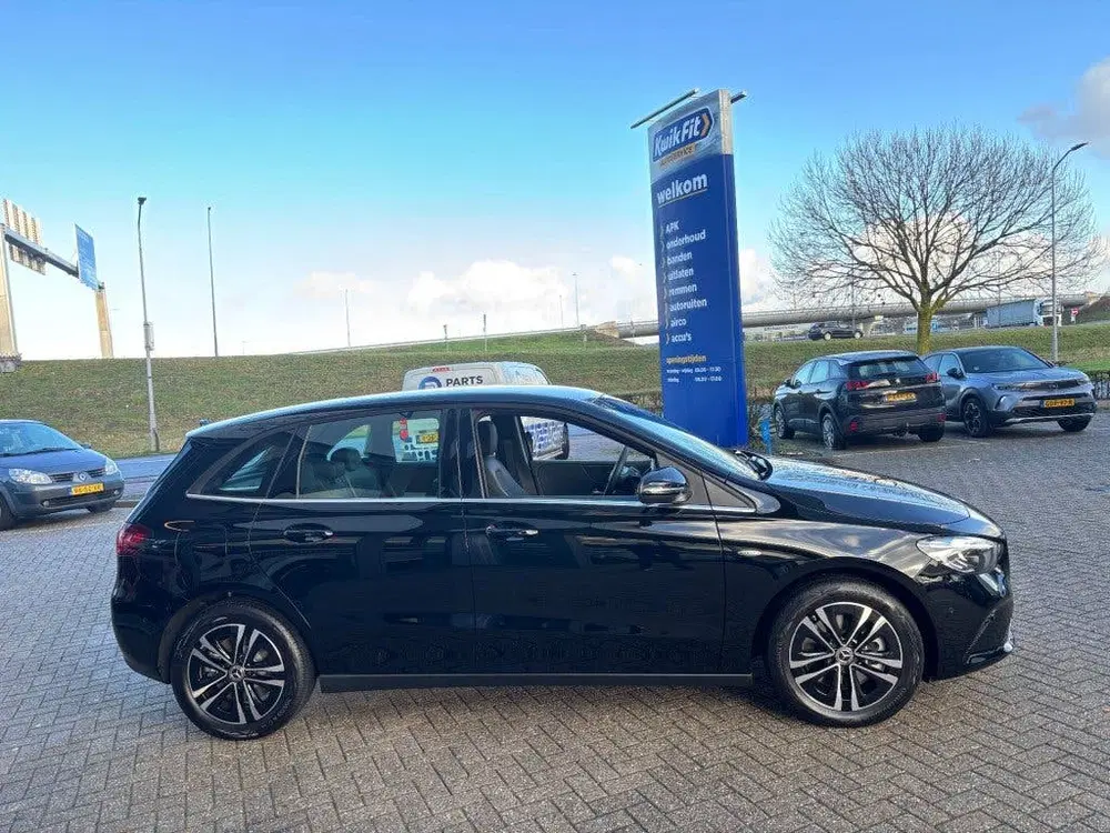 Mercedes-Benz B-Klasse 250E AUTOMAAT LUXURY LINE NAVI PDC-CA uit 2025, foto 9