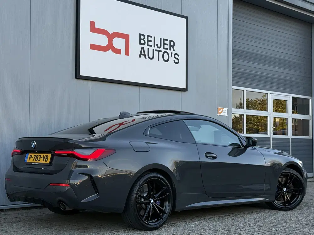 BMW 4-serie 4 Serie Coupé 420i High Executive Automaat uit 2022, foto 4