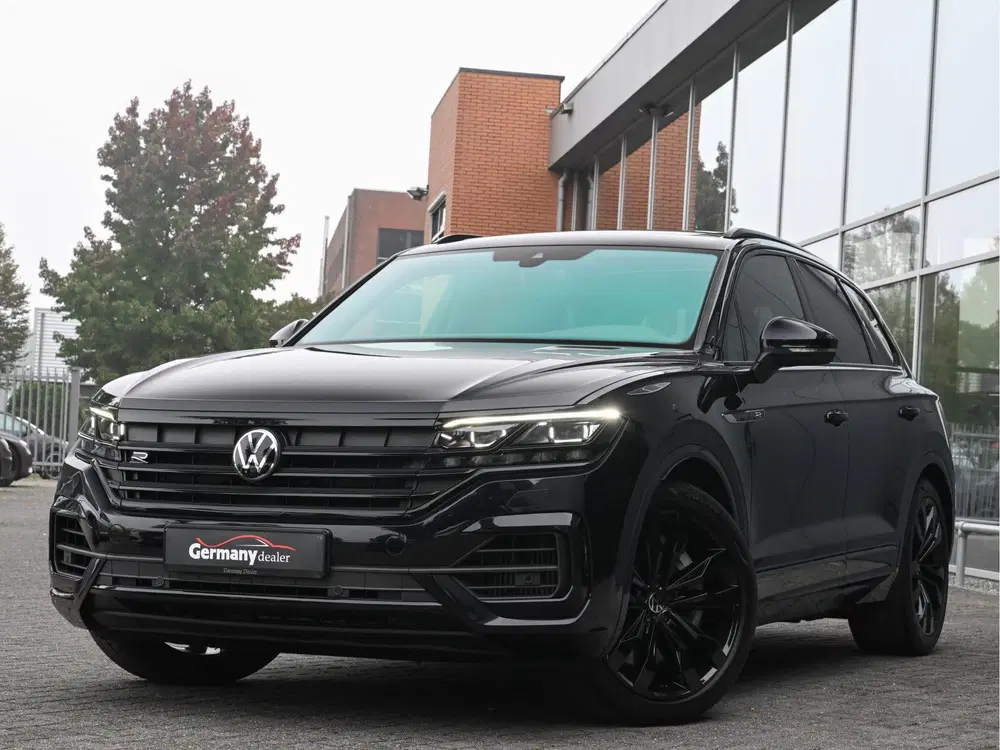 Volkswagen Touareg 3.0 TSi eHybrid 4MOTION R Pano Lucht Lede uit 2022