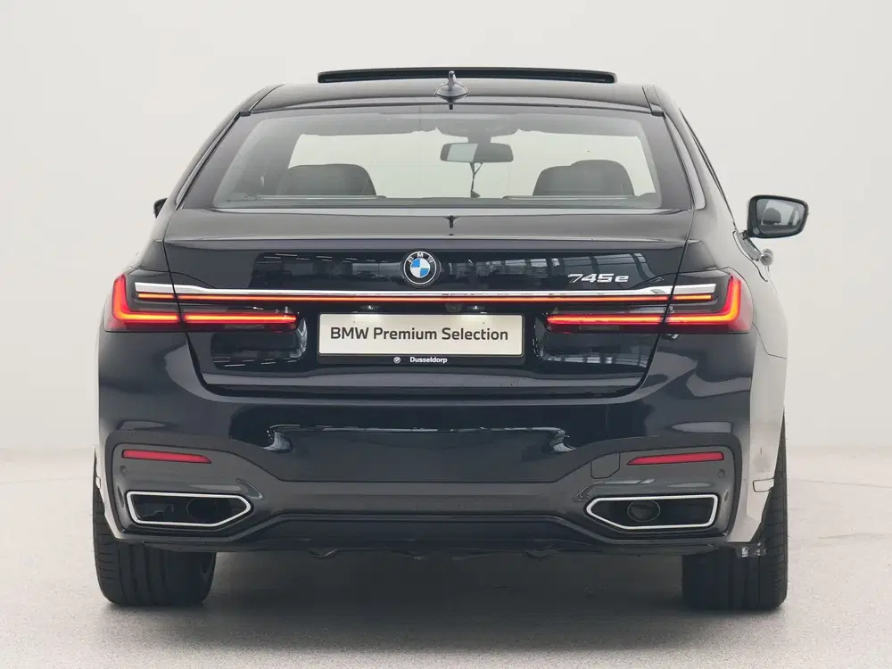 BMW 7-serie 745e High Executive uit 2022, foto 10