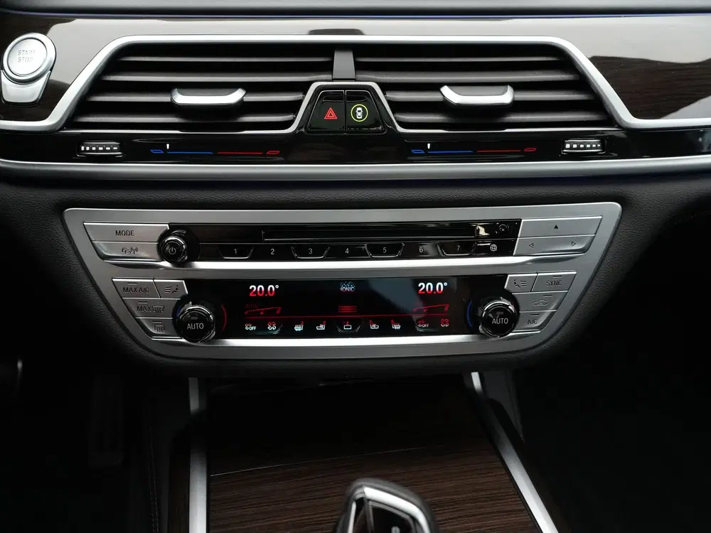 BMW 7-serie 745e High Executive uit 2022, foto 14