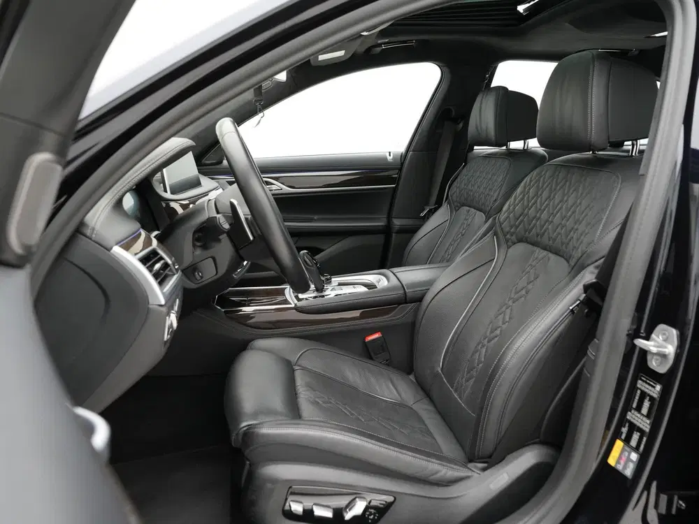 BMW 7-serie 745e High Executive uit 2022, foto 5