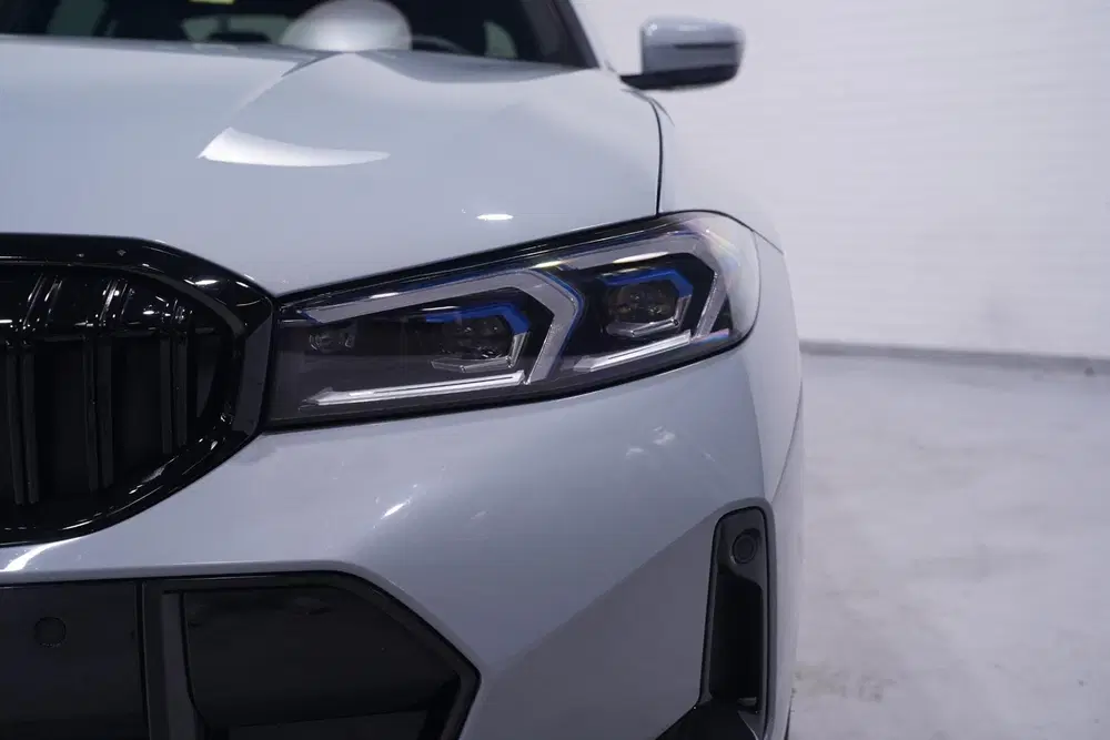 BMW 3-serie 330e M Sport SOH 96% Head up Schuifdak Cam uit 2024, foto 4