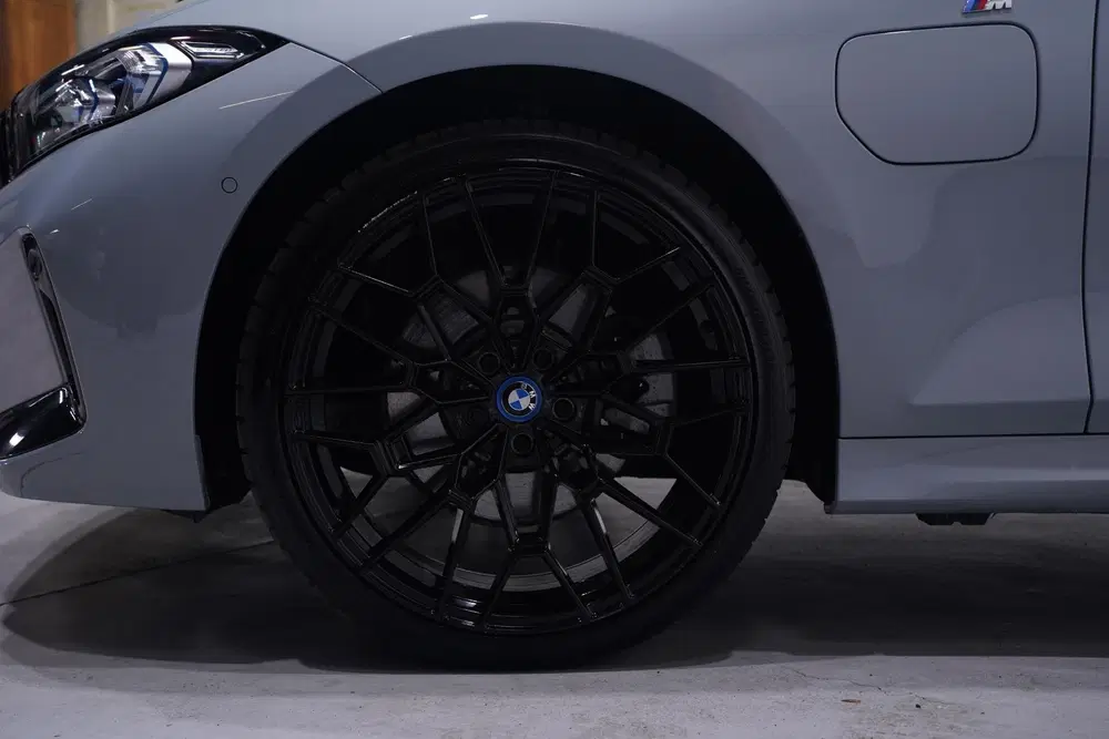 BMW 3-serie 330e M Sport SOH 96% Head up Schuifdak Cam uit 2024, foto 6