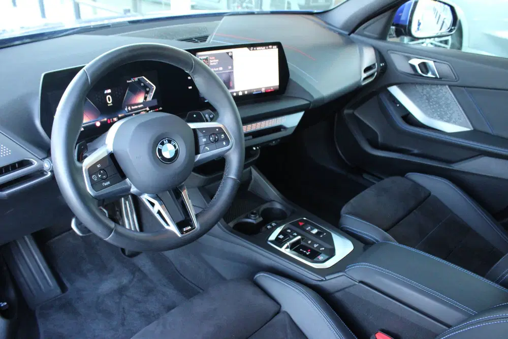BMW 1-serie 120 M Sport Automaat uit 2025, foto 12