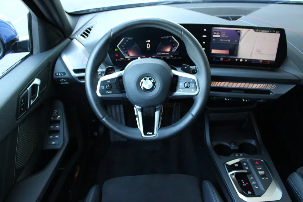 BMW 1-serie 120 M Sport Automaat uit 2025, foto 4