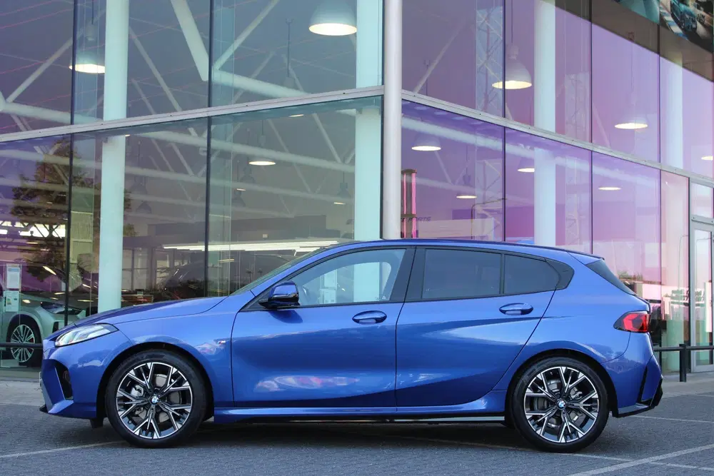 BMW 1-serie 120 M Sport Automaat uit 2025, foto 9