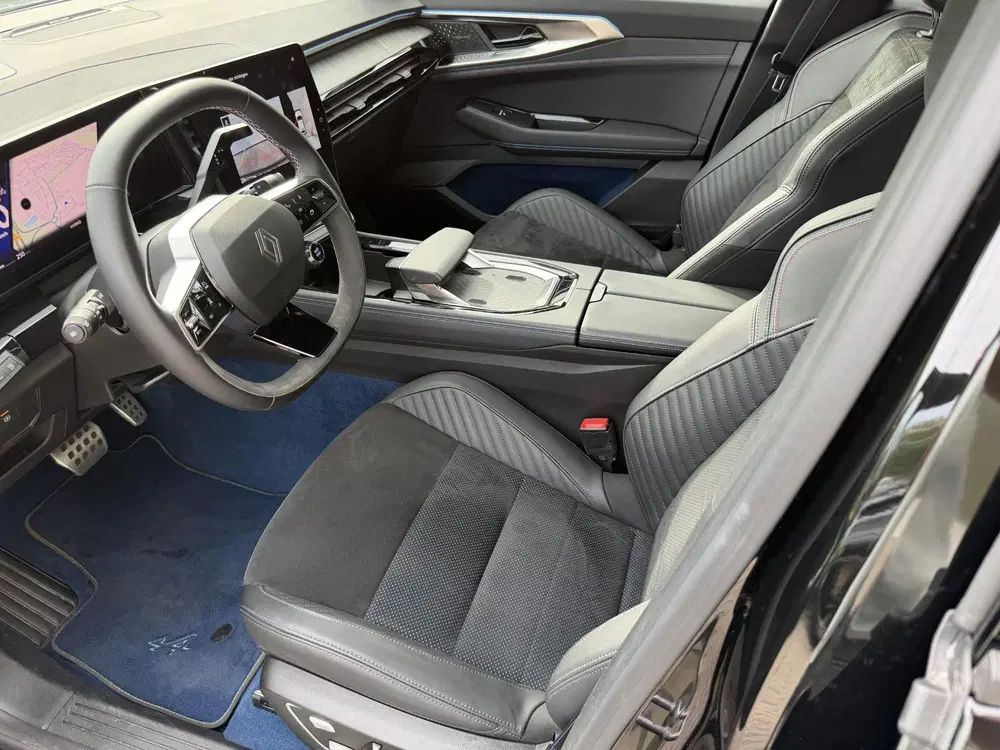 Renault Rafale 1.2 E-Tech 4x4 plug-in hybrid 300 atelier uit 2025, foto 6