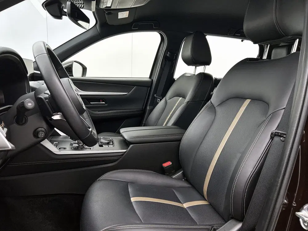 Mazda CX-80 2.5 e-SkyActiv PHEV Homura uit 2025, foto 4