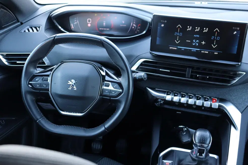 Peugeot 5008 1.2 PT Allure Pack Bus. 7persoons orgNL ca uit 2023, foto 14