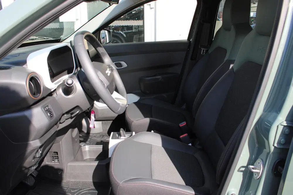 Dacia Spring Extreme 65 26.8 kWh Lichen Kaki uit 2026, foto 13
