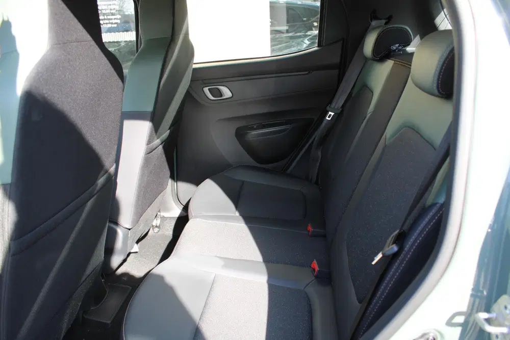 Dacia Spring Extreme 65 26.8 kWh Lichen Kaki uit 2026, foto 15