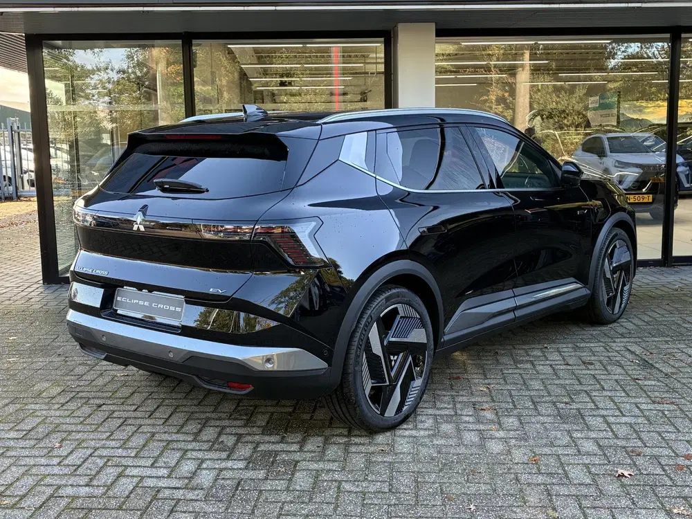 Mitsubishi Eclipse Cross Intense+ LongRange 89 kWh 22kW Nieu uit 2026, foto 5