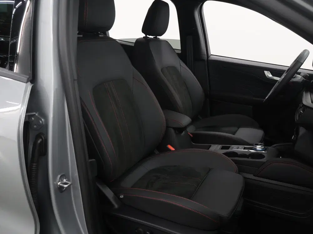 Ford Kuga 2.5 PHEV ST-Line X uit 2026, foto 10