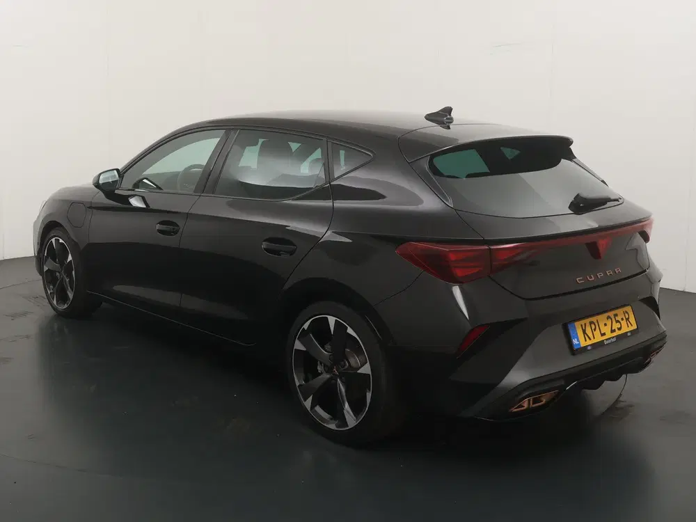 Cupra Leon 1.5 TSI e-Hybrid 204pk PHEV Business uit 2025, foto 3