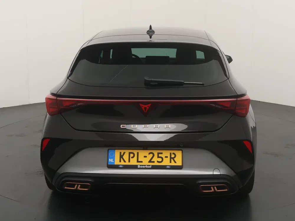 Cupra Leon 1.5 TSI e-Hybrid 204pk PHEV Business uit 2025, foto 4