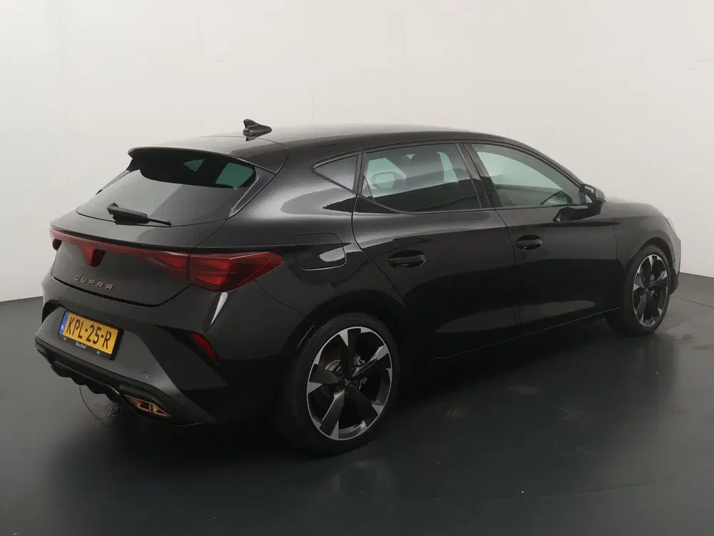 Cupra Leon 1.5 TSI e-Hybrid 204pk PHEV Business uit 2025, foto 5