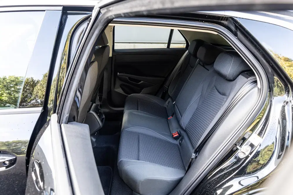 Volkswagen T-Roc 1.5 eTsi 115pk Limited Edition uit 2026, foto 6