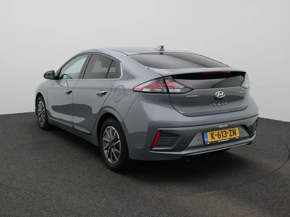 Hyundai IONIQ Premium EV 38 kWh uit 2021, foto 2