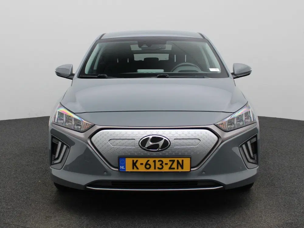 Hyundai IONIQ Premium EV 38 kWh uit 2021, foto 3