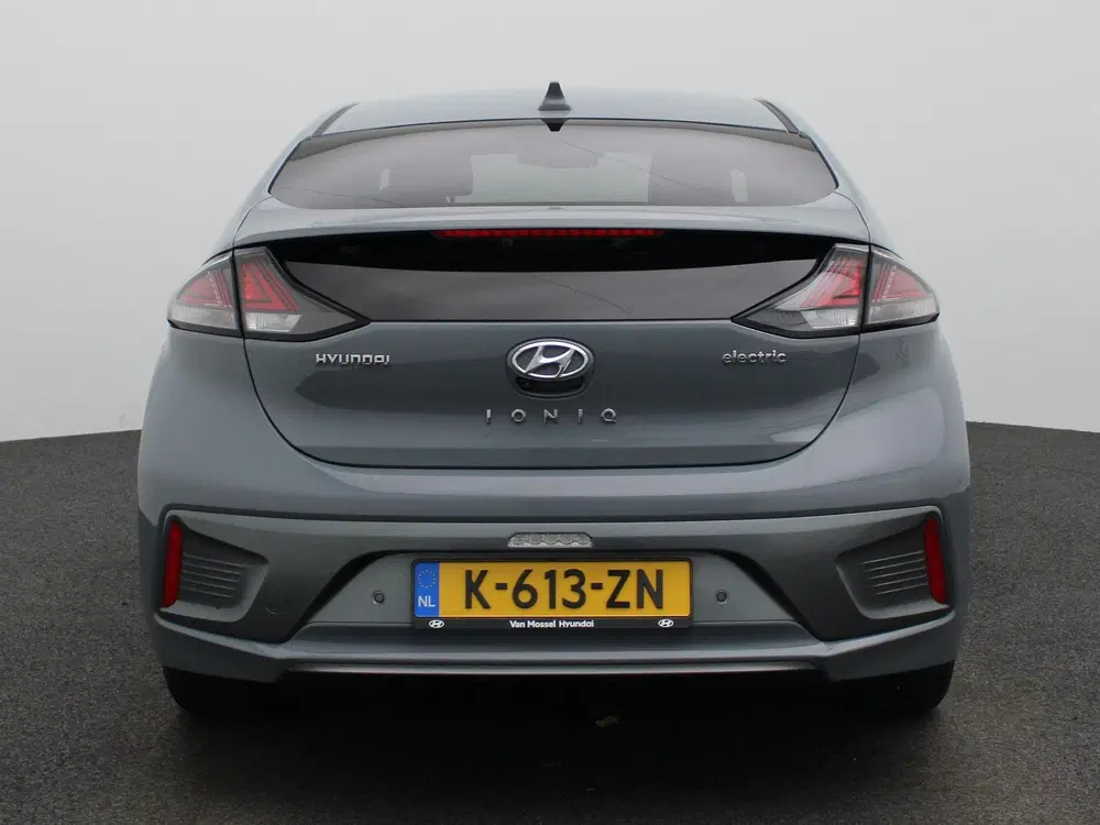 Hyundai IONIQ Premium EV 38 kWh uit 2021, foto 5