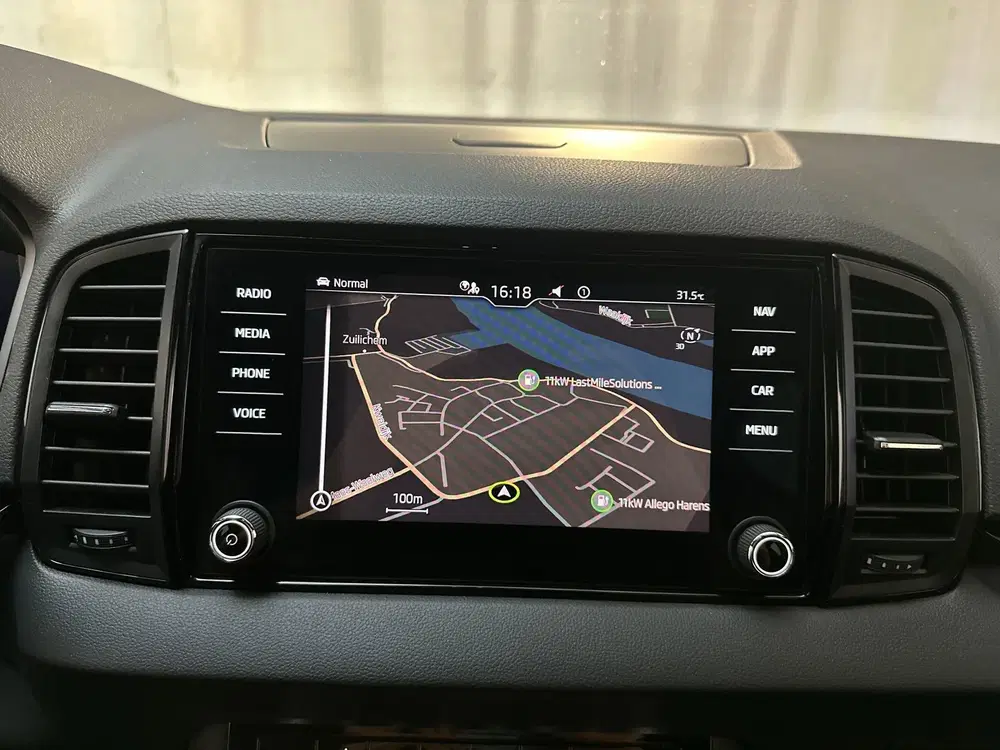 Skoda Karoq 1.5 TSI 150pk ACT Sportline Business Camer uit 2022, foto 13