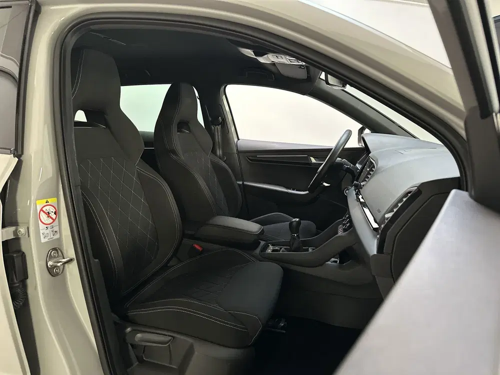 Skoda Karoq 1.5 TSI 150pk ACT Sportline Business Camer uit 2022, foto 5