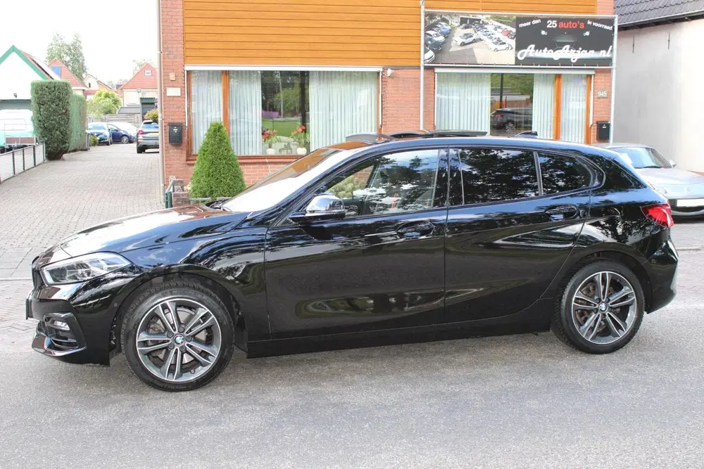 BMW 1-serie 118i Executive Edition Pano Aut uit 2020, foto 3