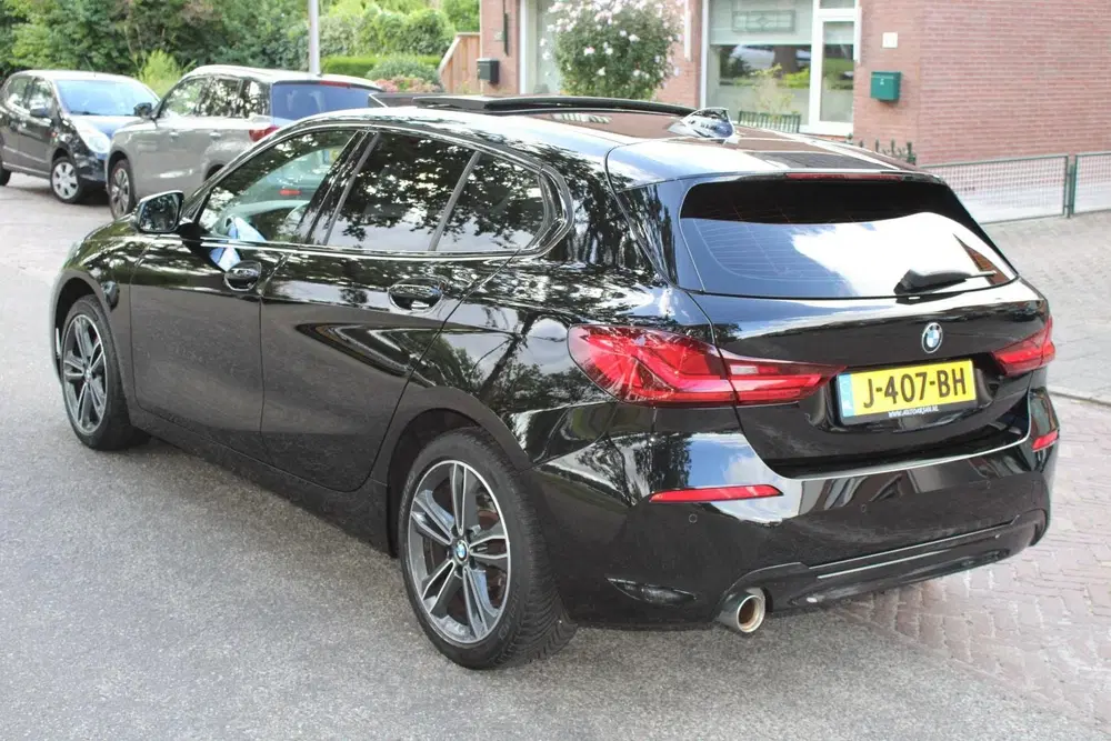 BMW 1-serie 118i Executive Edition Pano Aut uit 2020, foto 5