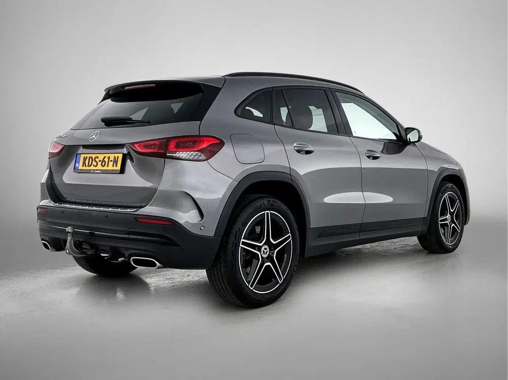 Mercedes-Benz GLA 250 e AMG Plug-In Hybride AMG Line uit 2022, foto 2