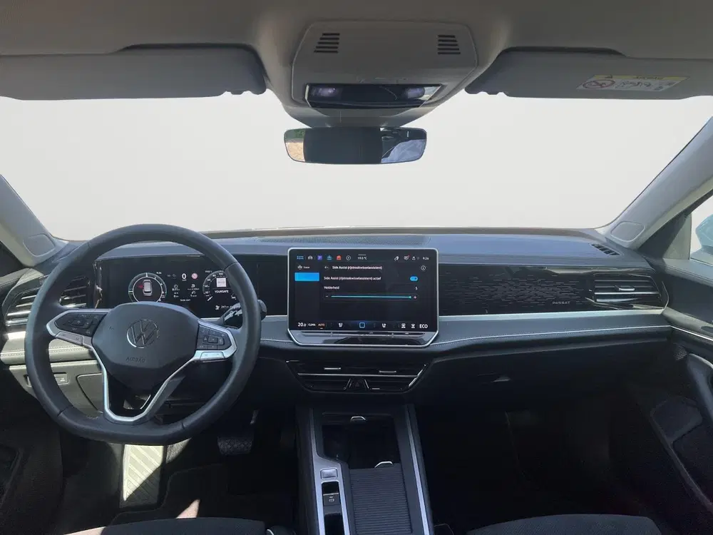 Volkswagen Passat 1.5 eHybrid Business uit 2025, foto 6