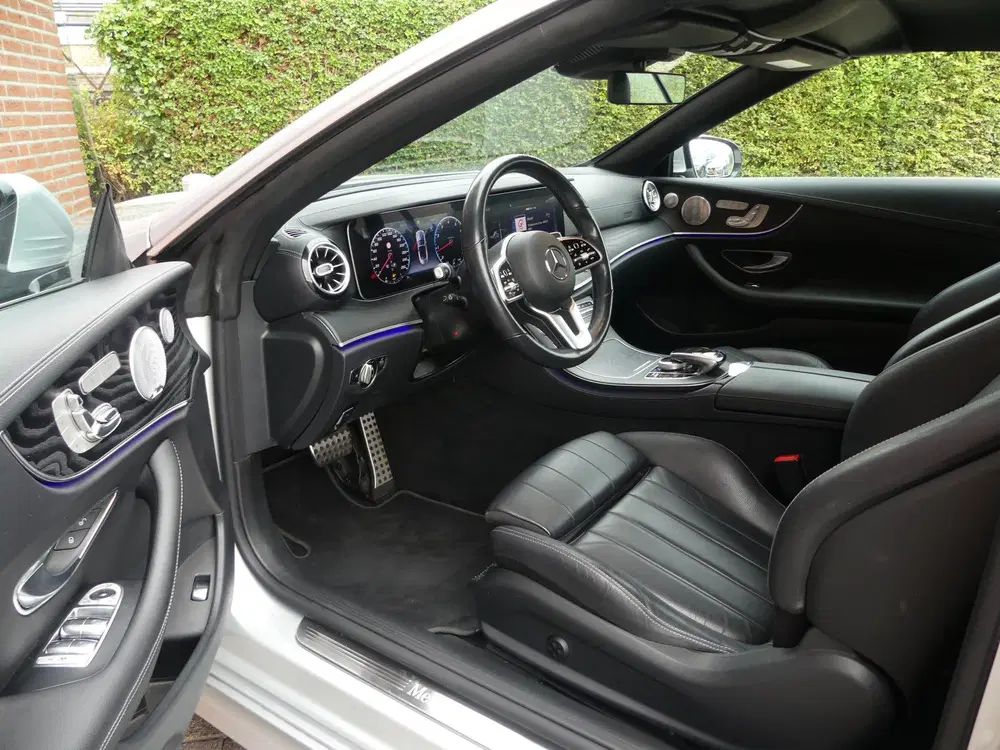 Mercedes-Benz E-Klasse 200 Premium Plus AMG uit 2020, foto 15