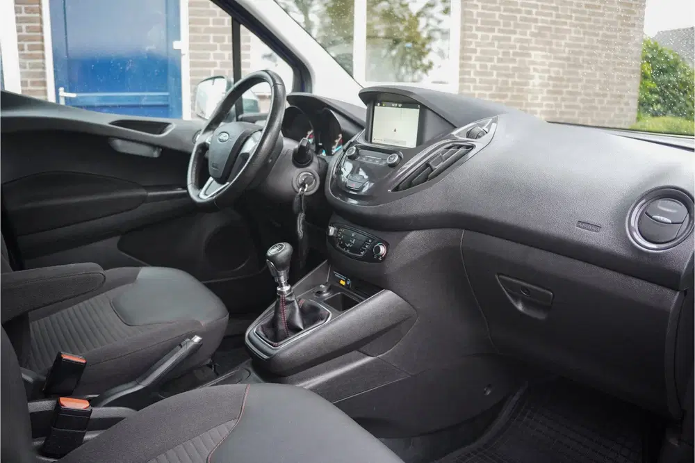 Ford Transit Courier 1.0 Sport uit 2019, foto 8