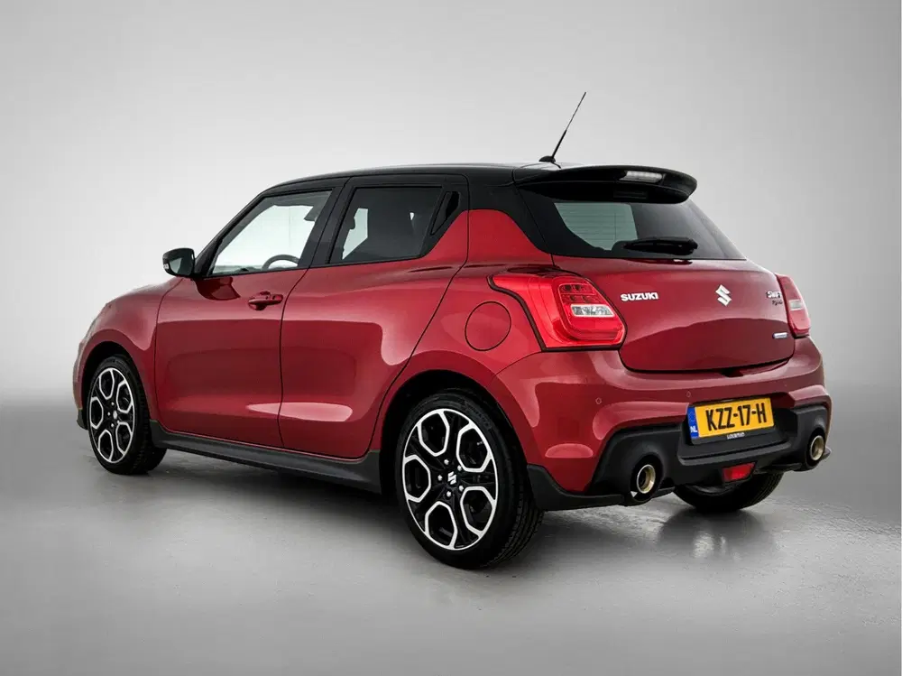 Suzuki Swift 1.4 Sport Smart Hybrid (bj 2021) uit 2021, foto 13