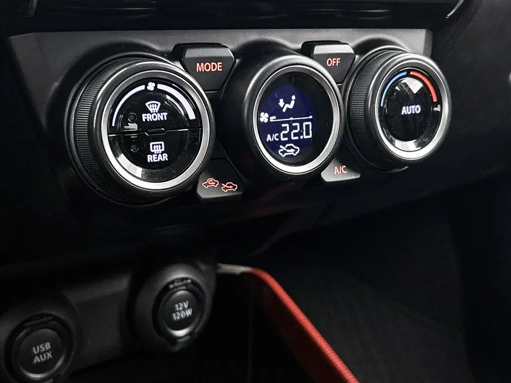 Suzuki Swift 1.4 Sport Smart Hybrid (bj 2021) uit 2021, foto 9