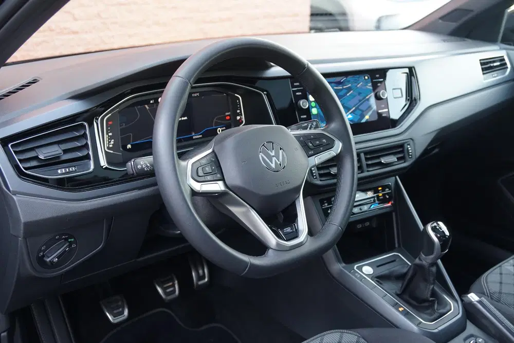 Volkswagen Polo 1.0 TSI R-Line Business + IQ LIGHT uit 2023, foto 3