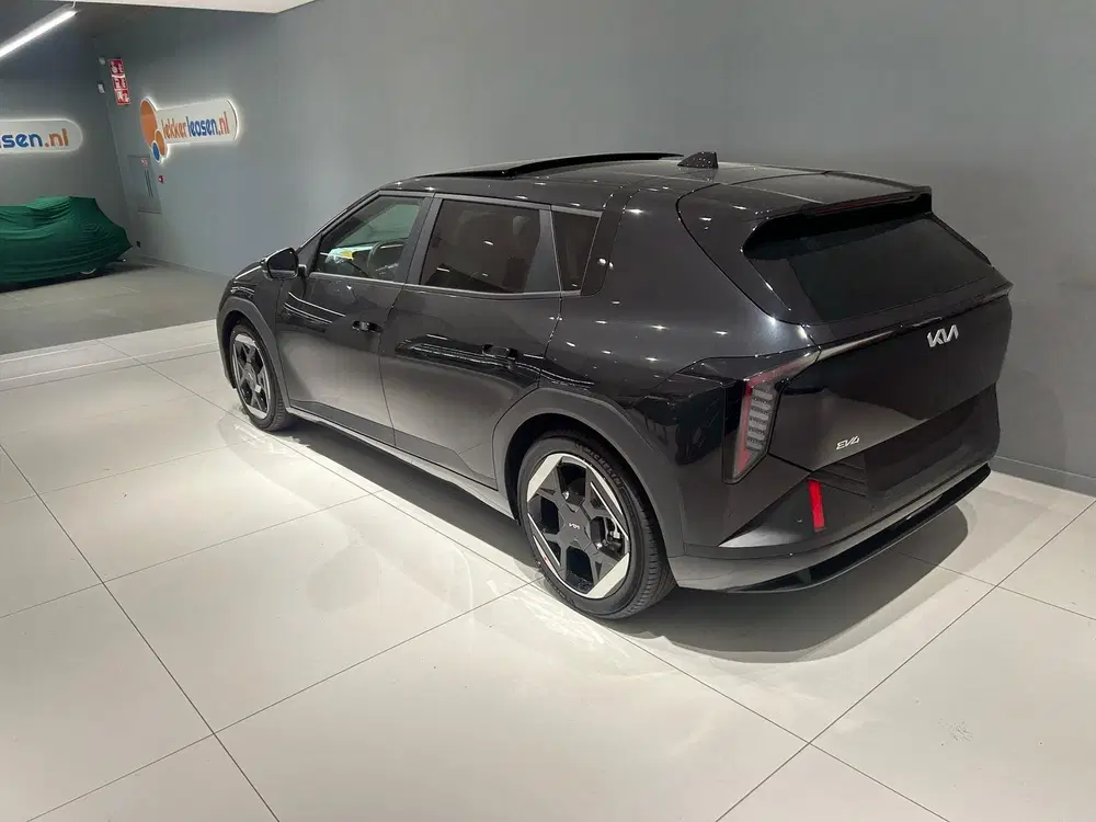 Kia EV4 58 uit 2026, foto 3