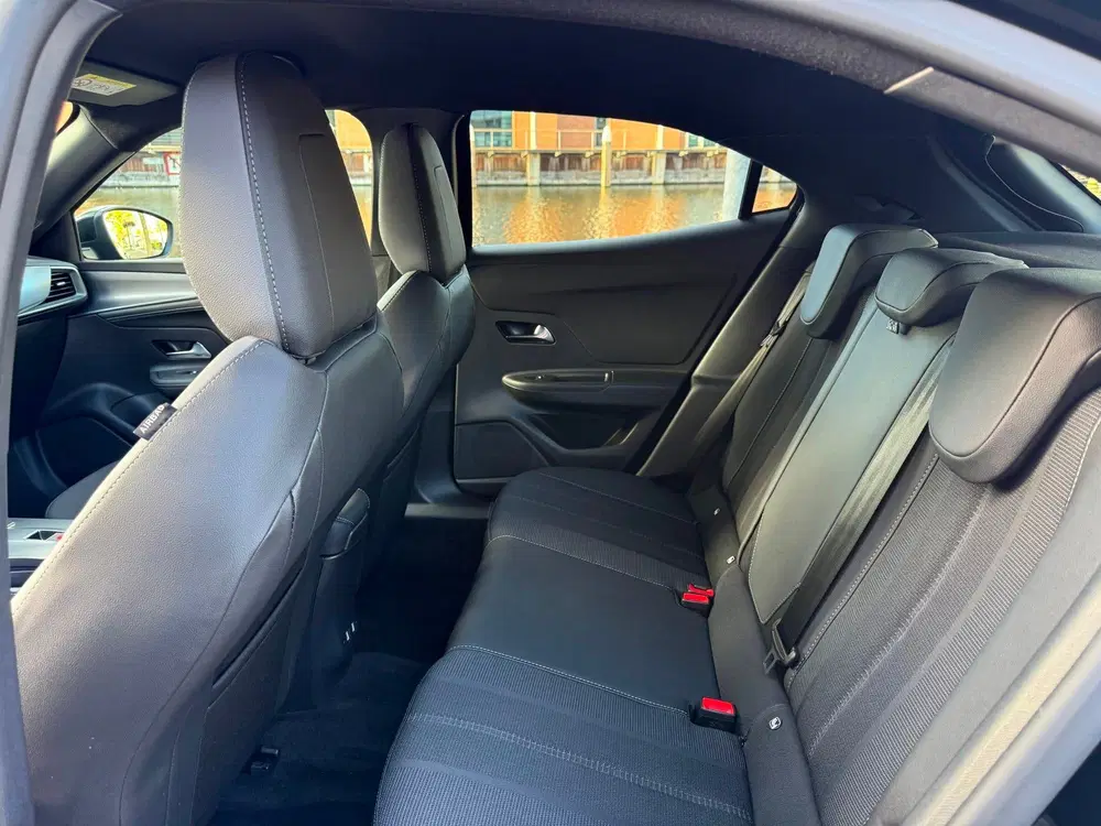 Opel Mokka 1.2 Turbo Hybrid GSHybrid_Stuurverwarming uit 2026, foto 5